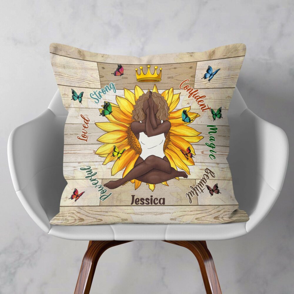 I'm A Queen - Personalized Pillow - Birthday Gift For Black Woman, Black Queen, Black Girl, Yoga Lover - Image 2